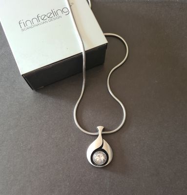 1970&#39;s KARL LAINE Finn Feelings silver necklace - boxed