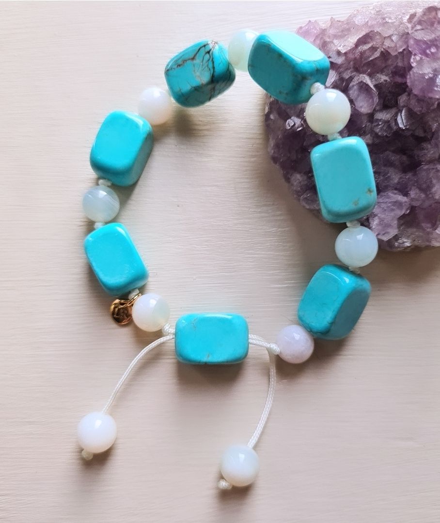 Lola Rose turquoise blue Howlite &amp; quartz bracelet