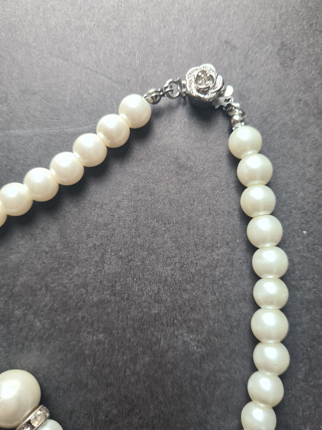 Vintage faux pearl and crystal necklace