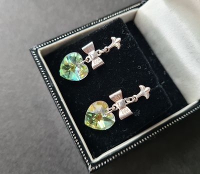 Vintage Aurora Borealis heart crystal &amp; bow detail silver earrings