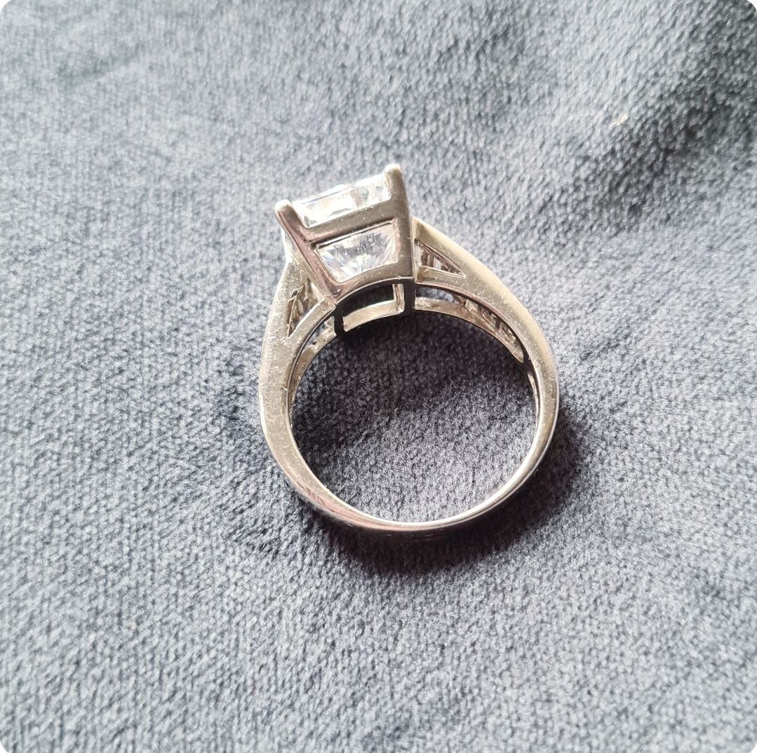 Incredible emerald cut Cubic Zirconia silver ring