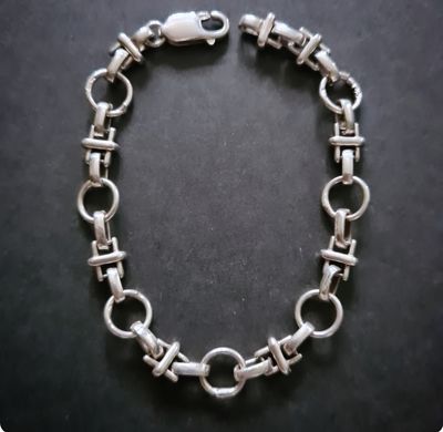 Statement horsebit-style link silver bracelet