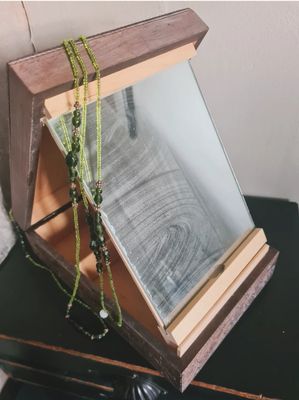 Vintage carved wooden Vanity/jewellery box (1990)