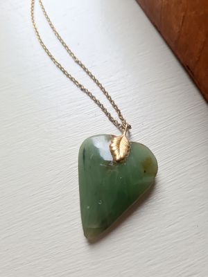 Vintage large Nephrite Jade Heart necklace