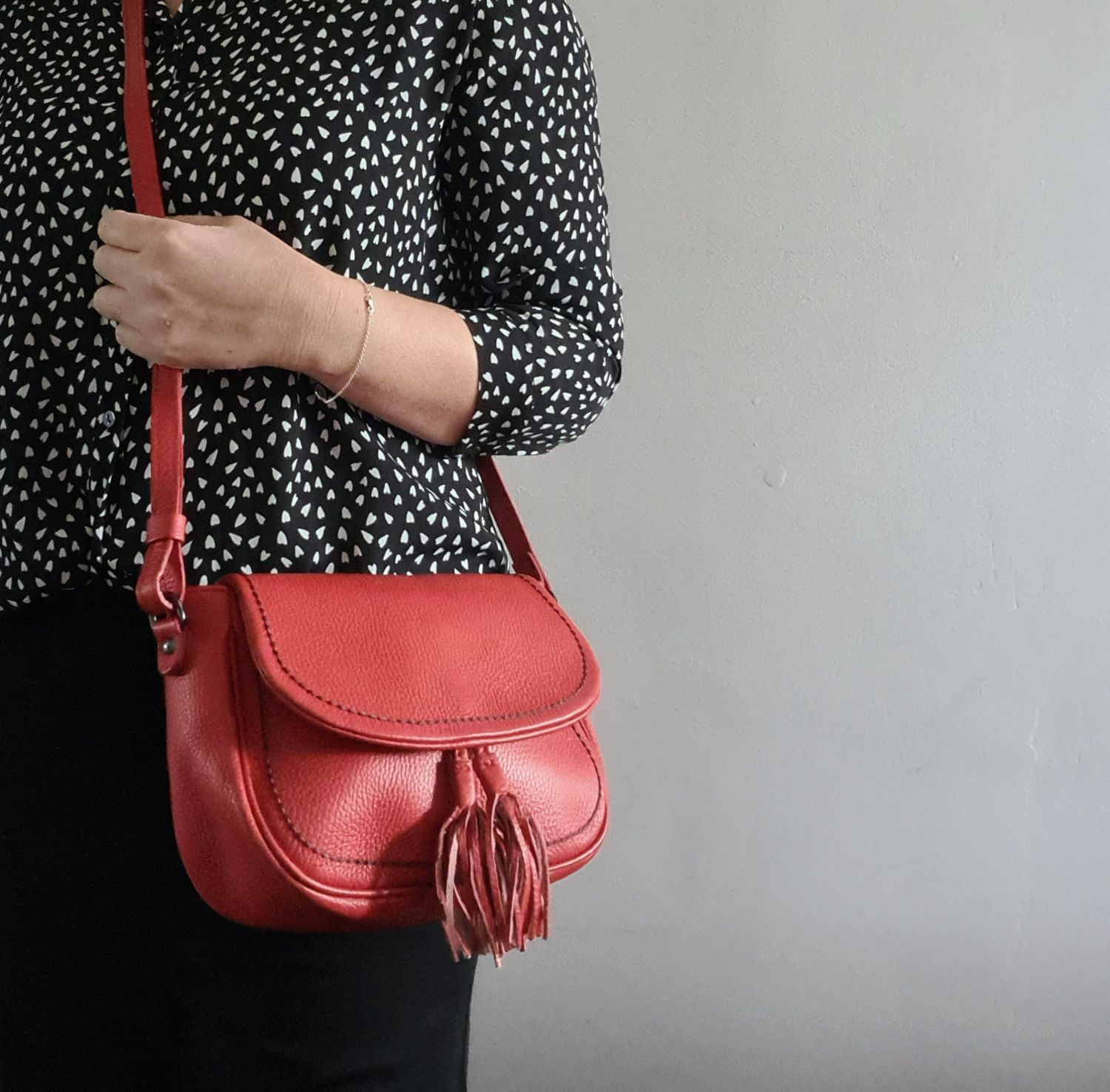 AS NEW Italian designer Plinio Visona red leather bag RRP £300+