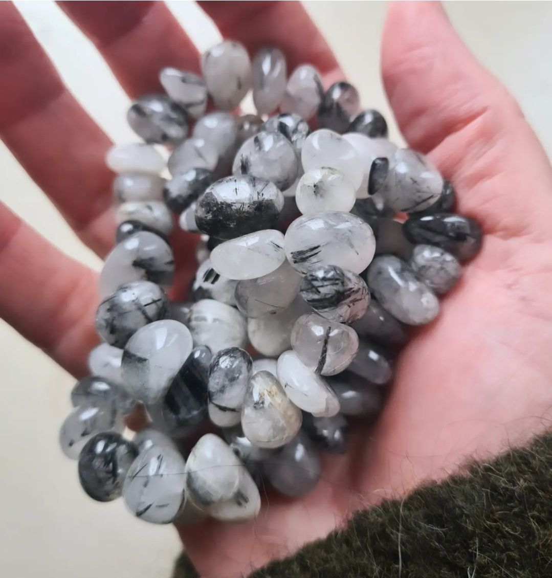 Stylish black rutilated quartz necklace