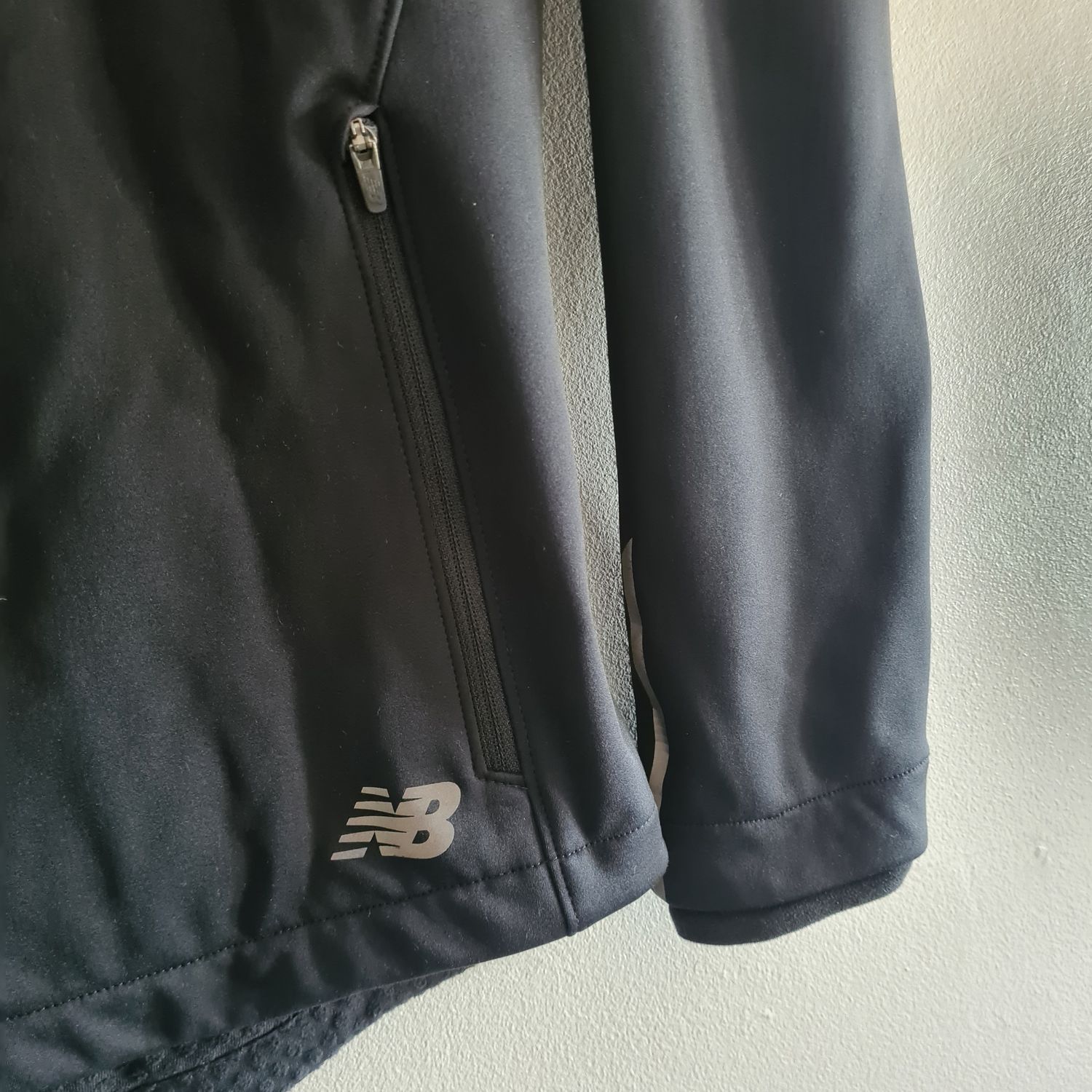 New Balance soft shell HEAT waterproof running jacket