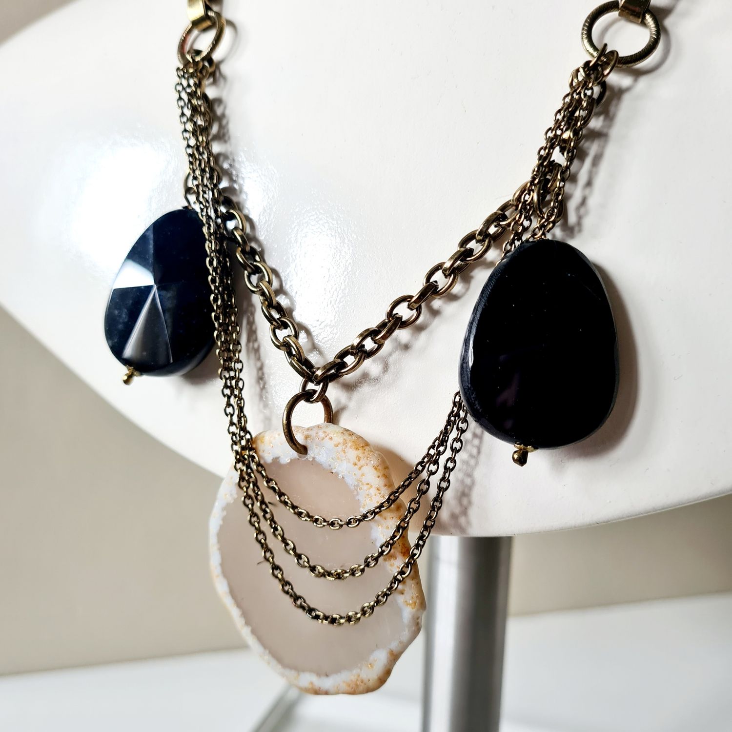 Boho chic statement Agate &amp; chain necklace