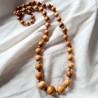 1970's wooden bead necklace