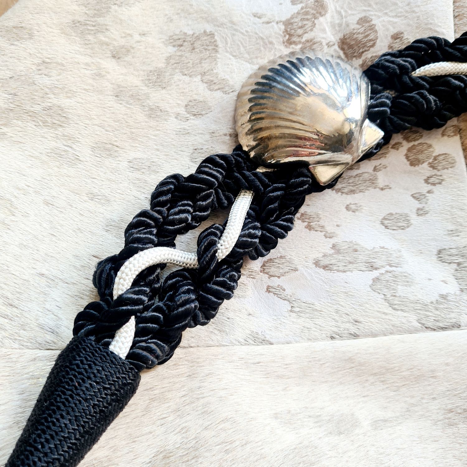 Stylish vintage Shell &amp; rope design belt