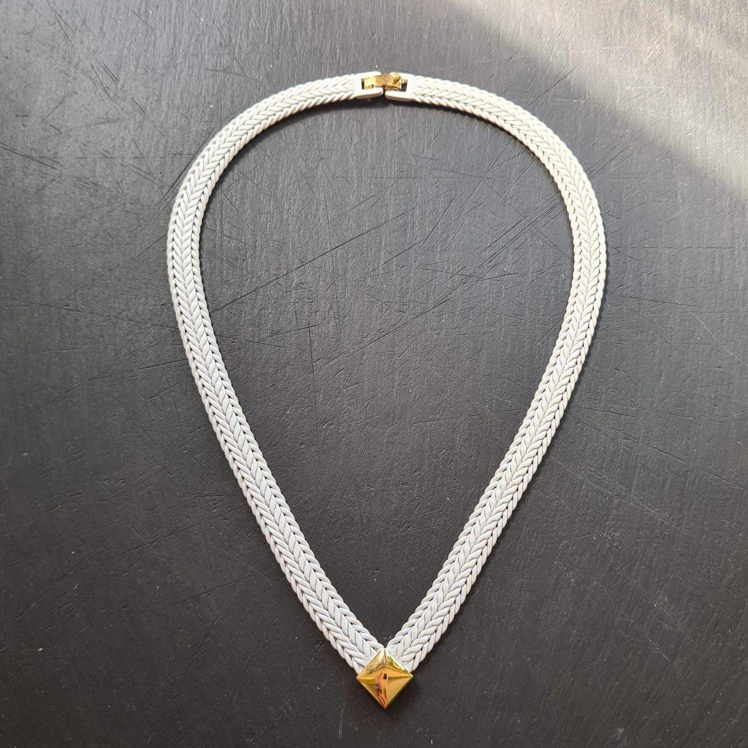 Rare 1980's Designer MONET chain necklace