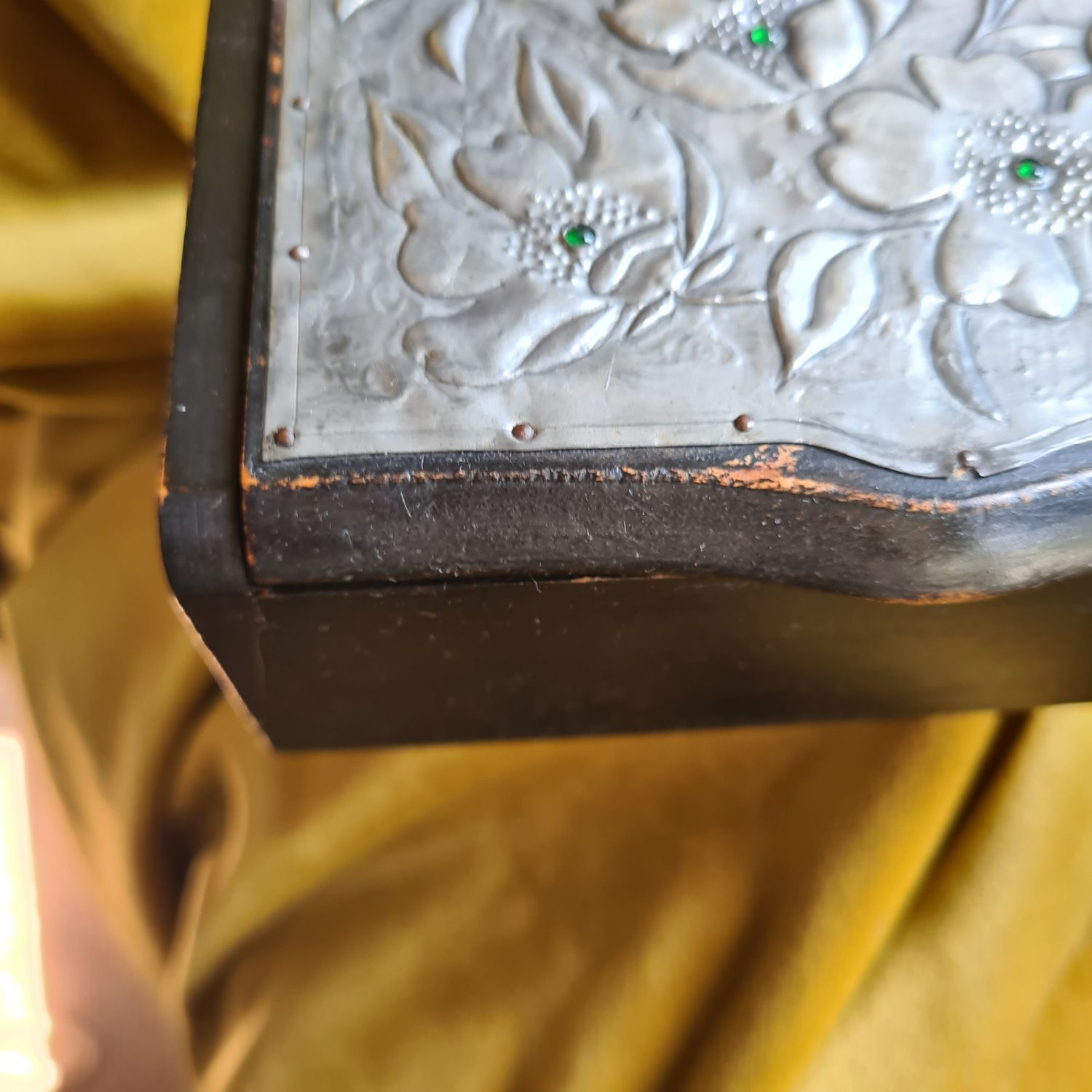 Arts &amp; Crafts jewellery/Trinket box