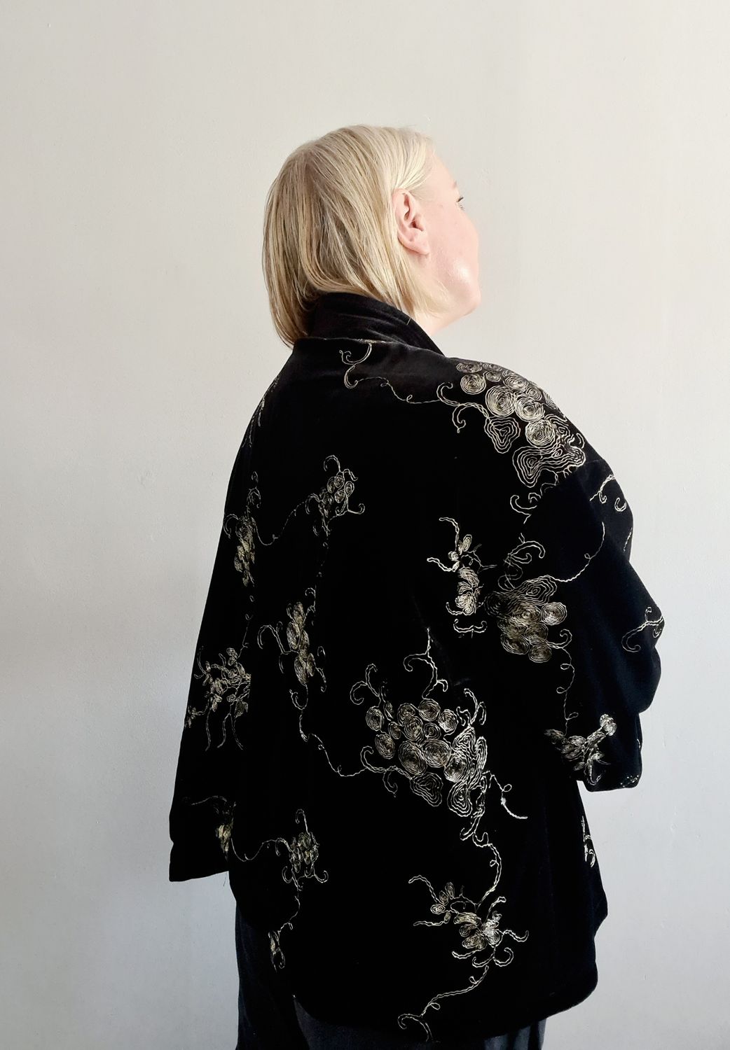 Beautiful Embroidered Velvet long sleeved Kimono jacket
