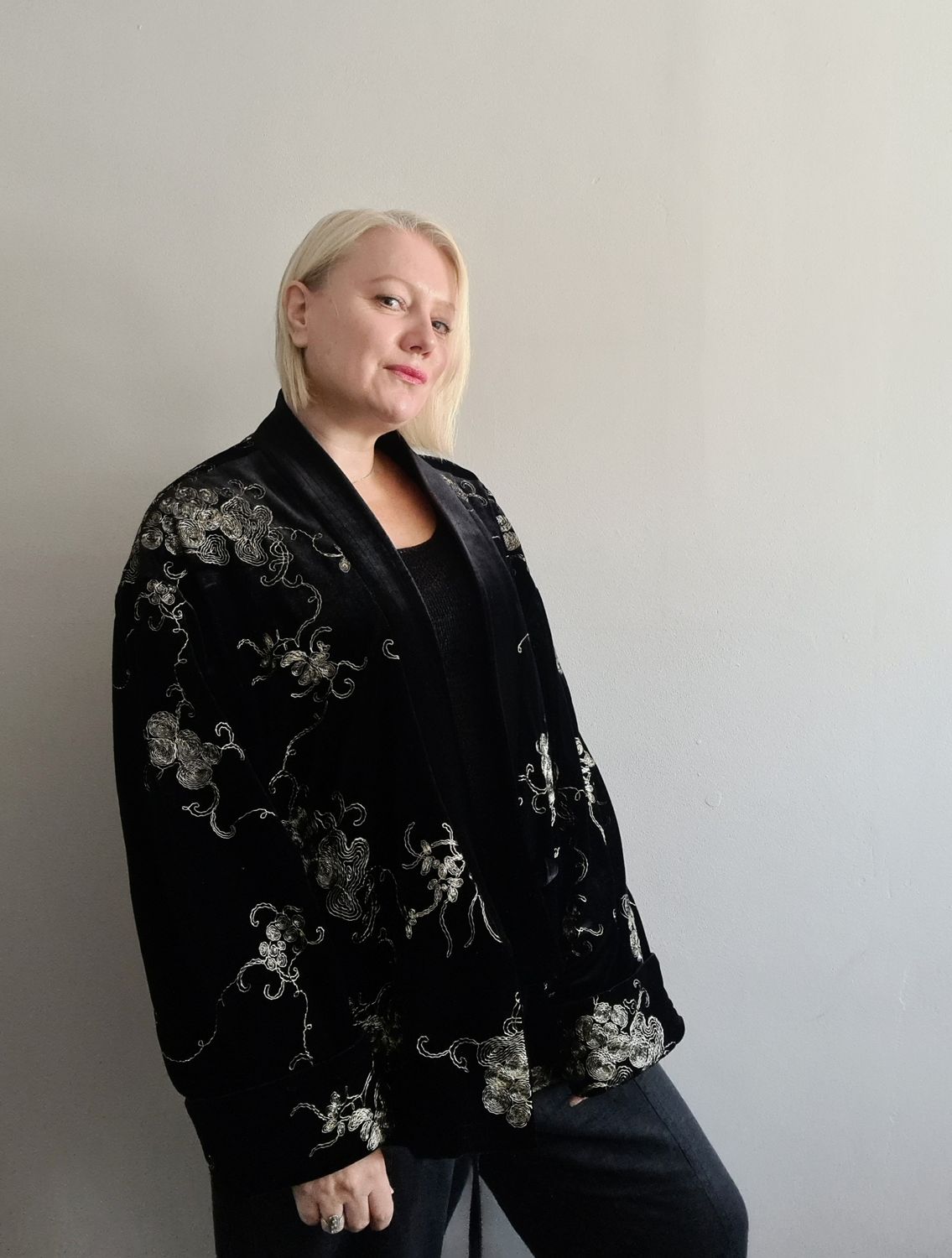 Beautiful Embroidered Velvet long sleeved Kimono jacket