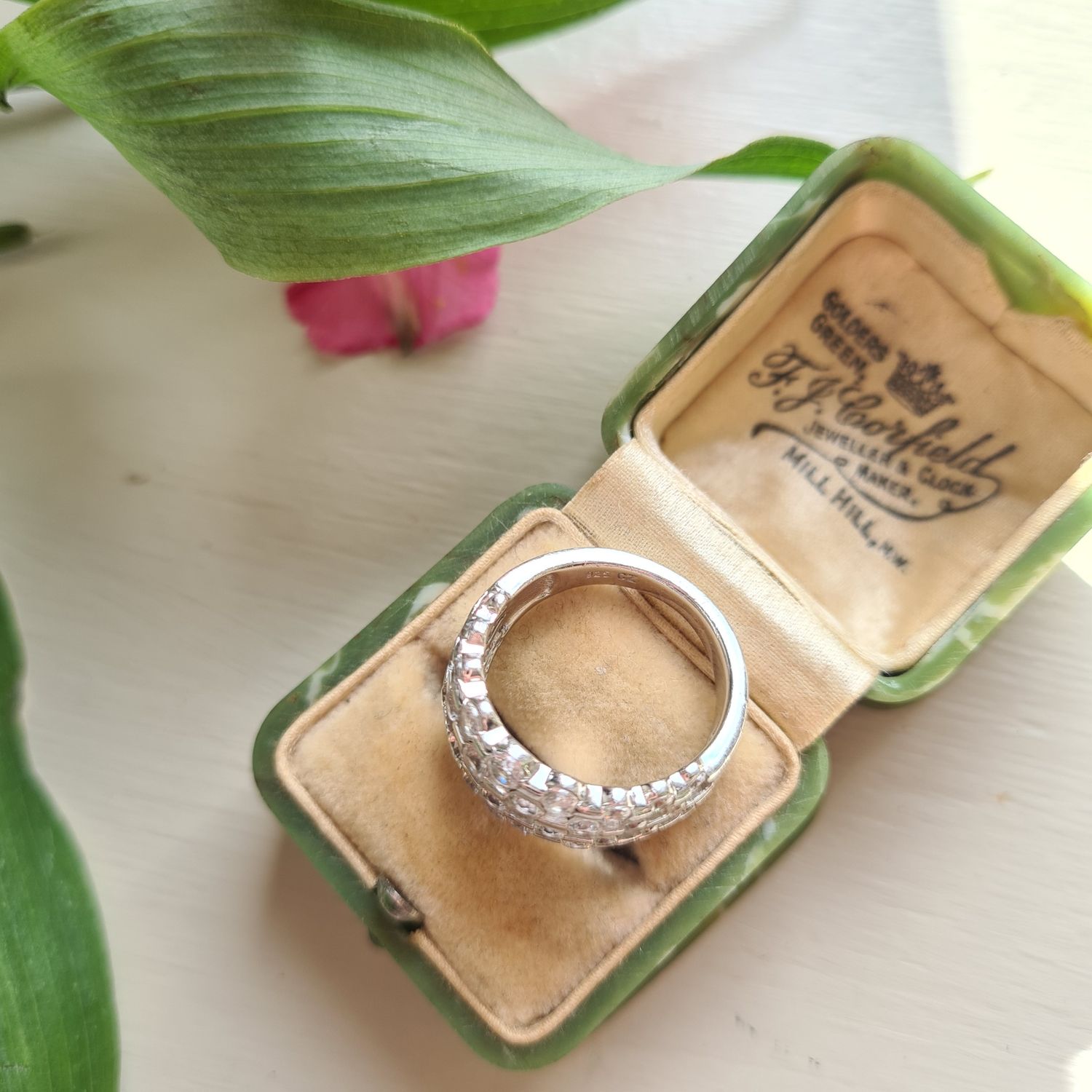 Stunning cluster statement silver ring