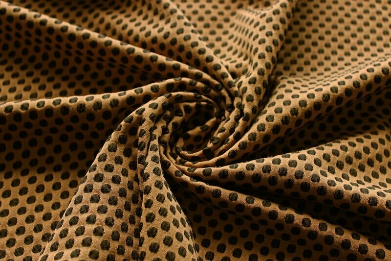 Shiny Black Spot