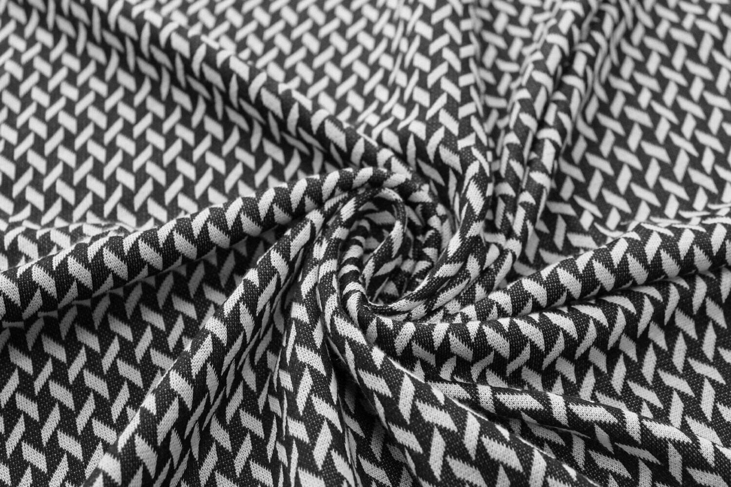 Cross Blade Jacquard