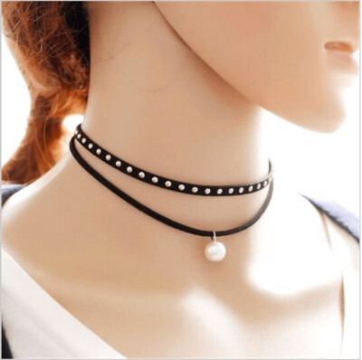 White Faux Pearl Charm Choker with Silver embedded Velvet