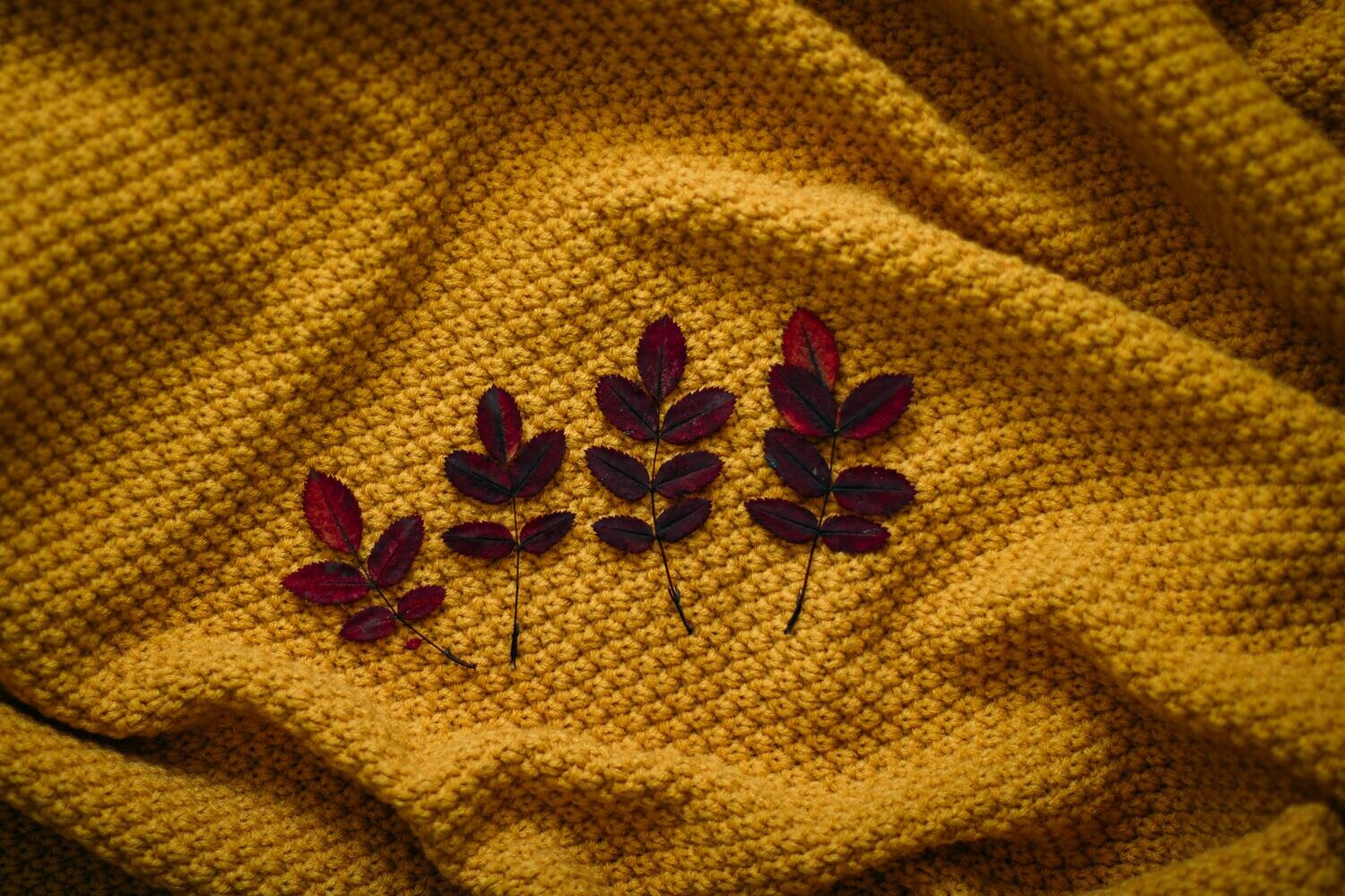 Red hand work
