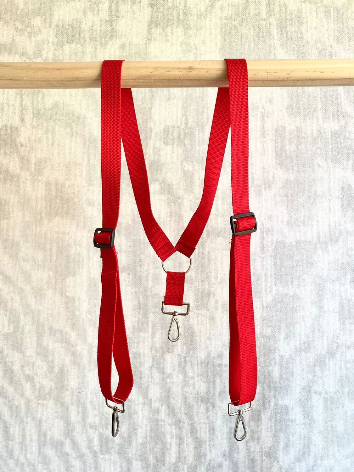 Suspensor rojo skmos
