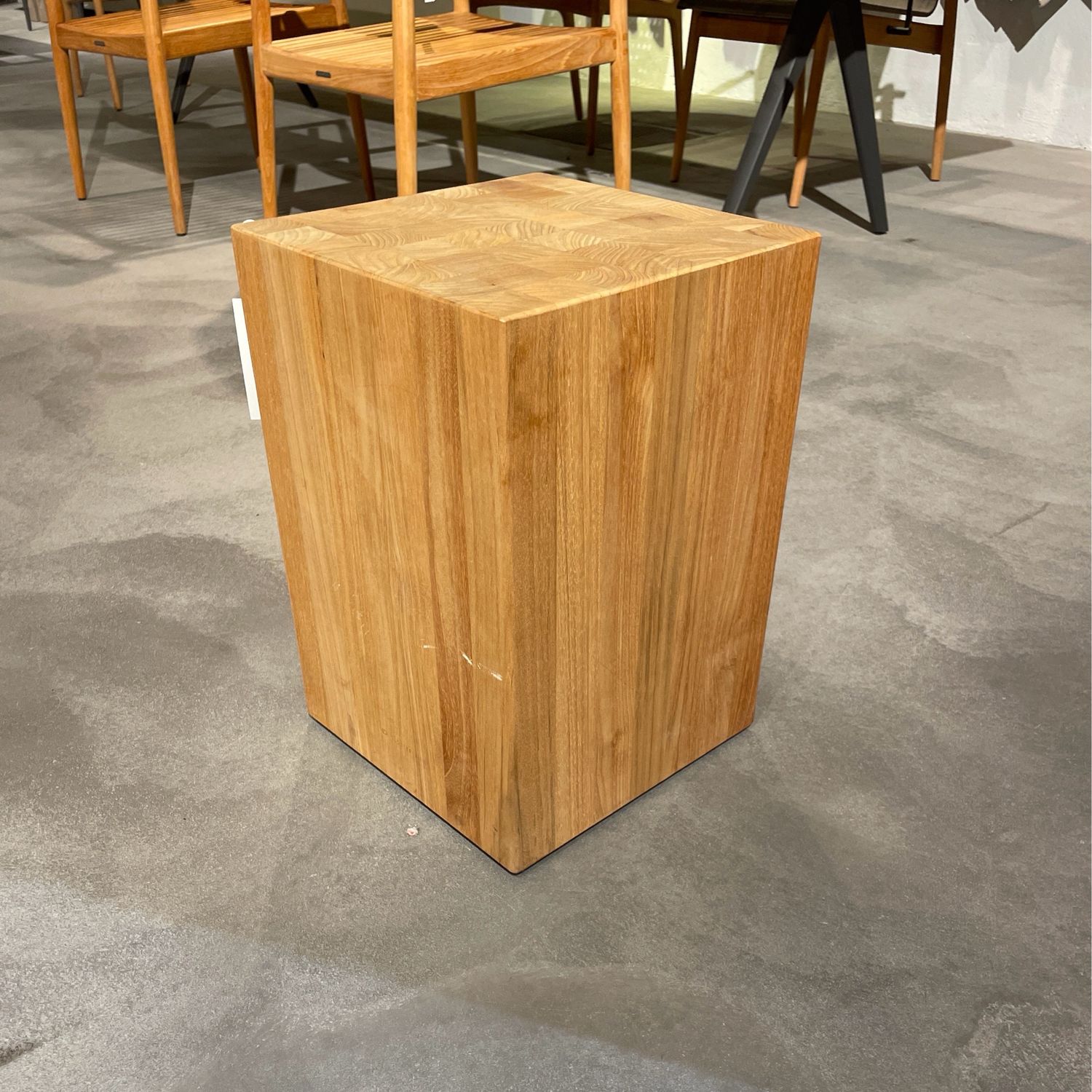Gloster DECO Block Beistelltisch