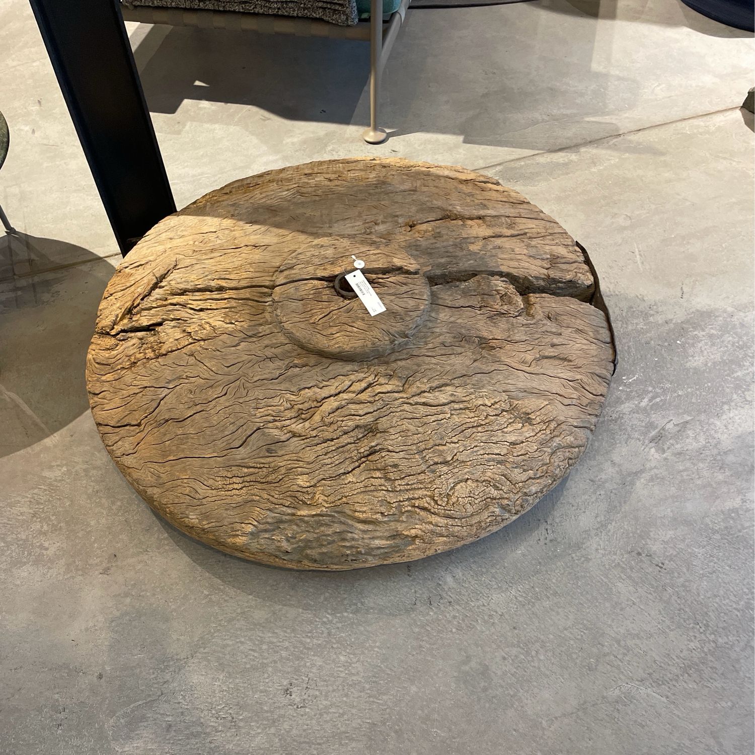 Teak Holzrad mit Eisenbeschlag