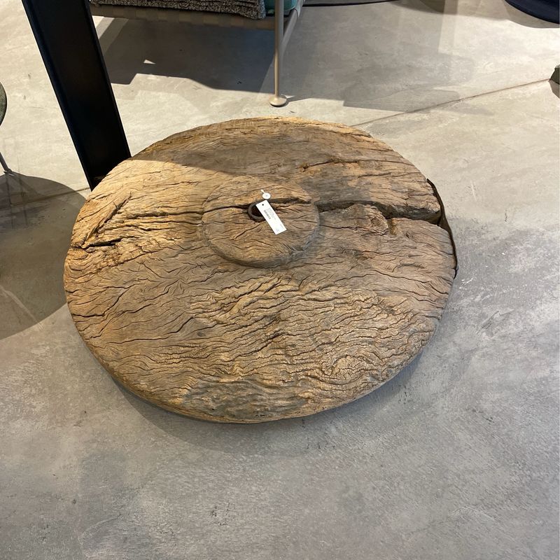 Teak Holzrad mit Eisenbeschlag