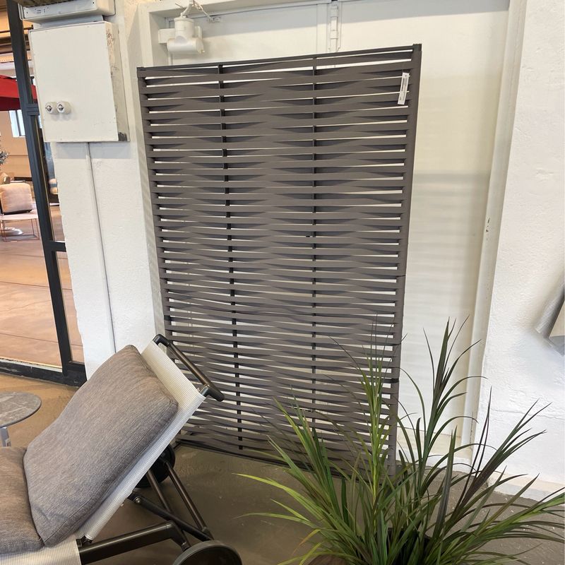 Roda WING 002 Sichtschutz grey