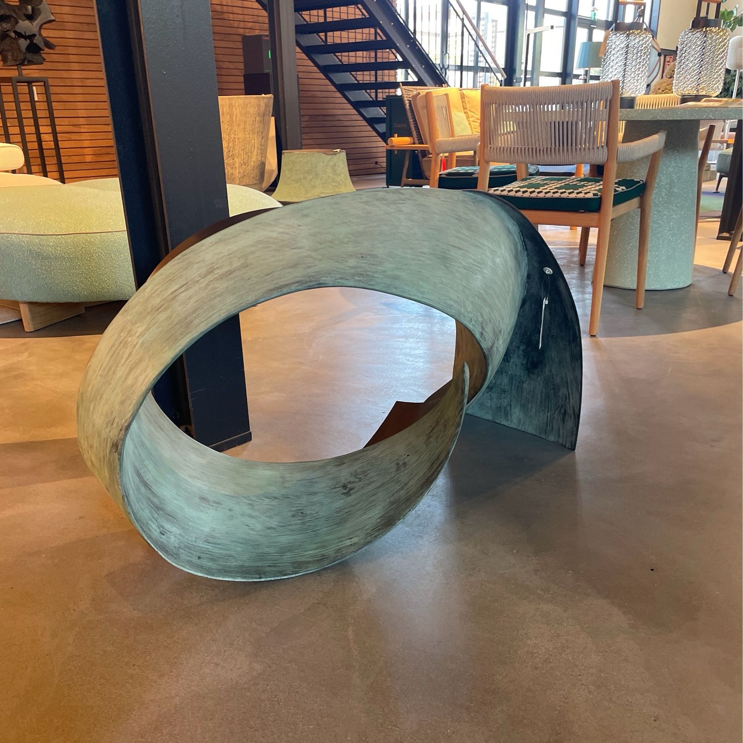 GND Skulptur OCEAN WAVE von Vera Borghgraef