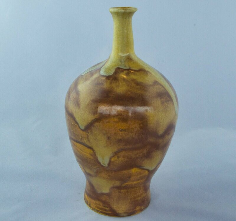 8 inch vase