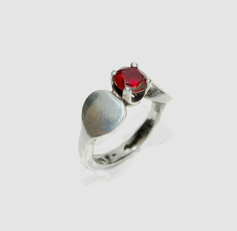 Ruby ring
