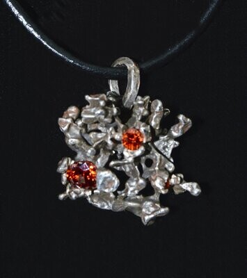 Free style Sterling Pendant with 3 red CZ's
