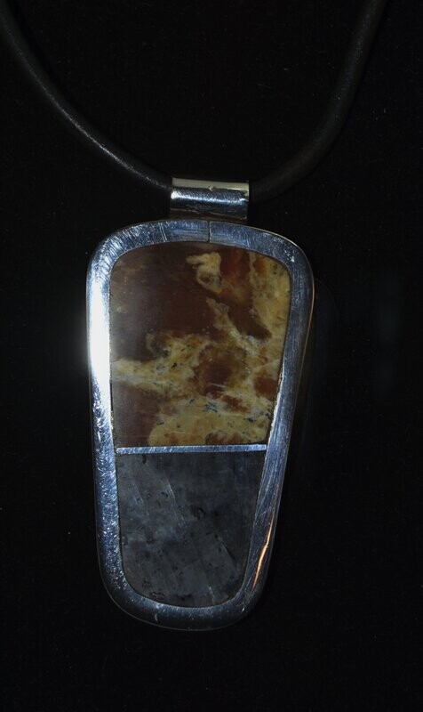 2 stone pendant