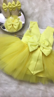 Robe Yellow