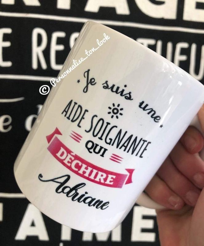 Mug aide soignante qui déchire