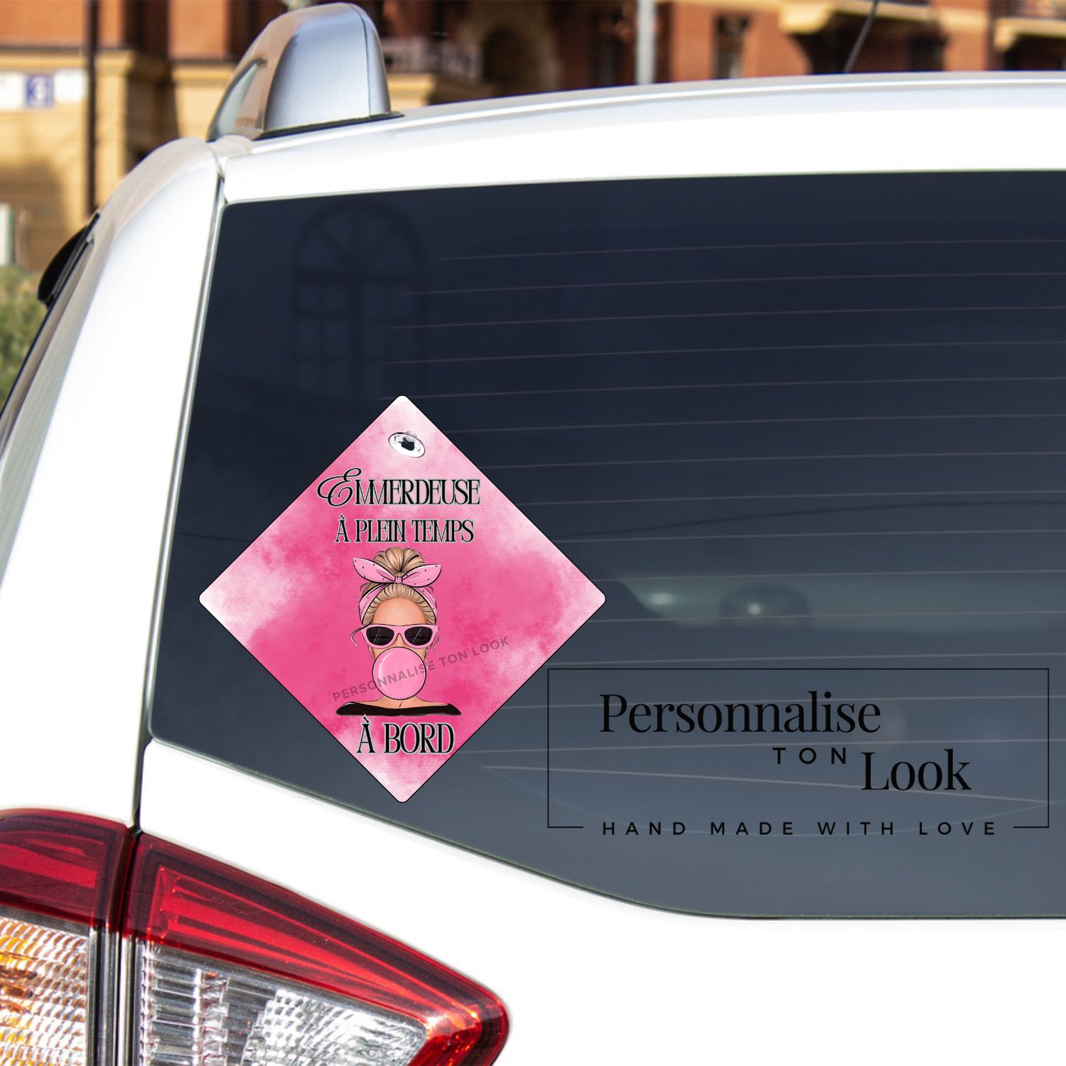 Plaque voiture Emmerdeuse blonde 