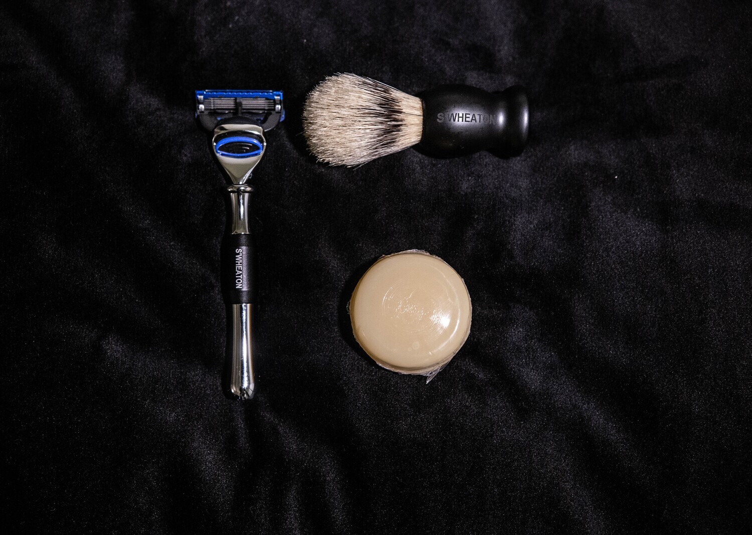 S&#39;,Wheaton custom designer Razor