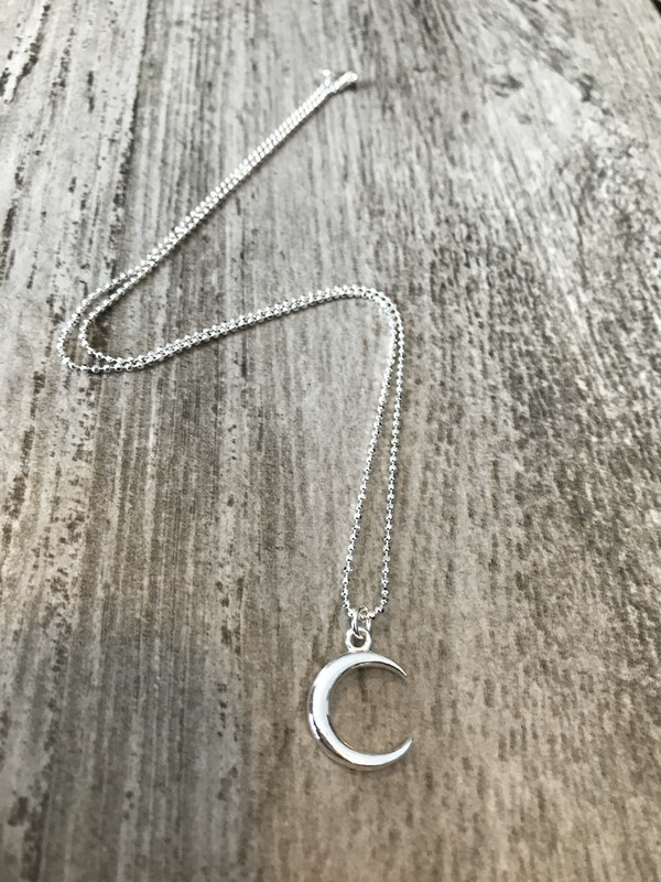 Collier Lune d’argent
