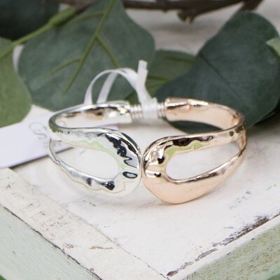 BANGLE BRACELET