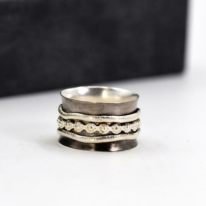 925 OXIDIZED SILVER RING WITH TEXTURED SPINNING BANDS - SIZE 6