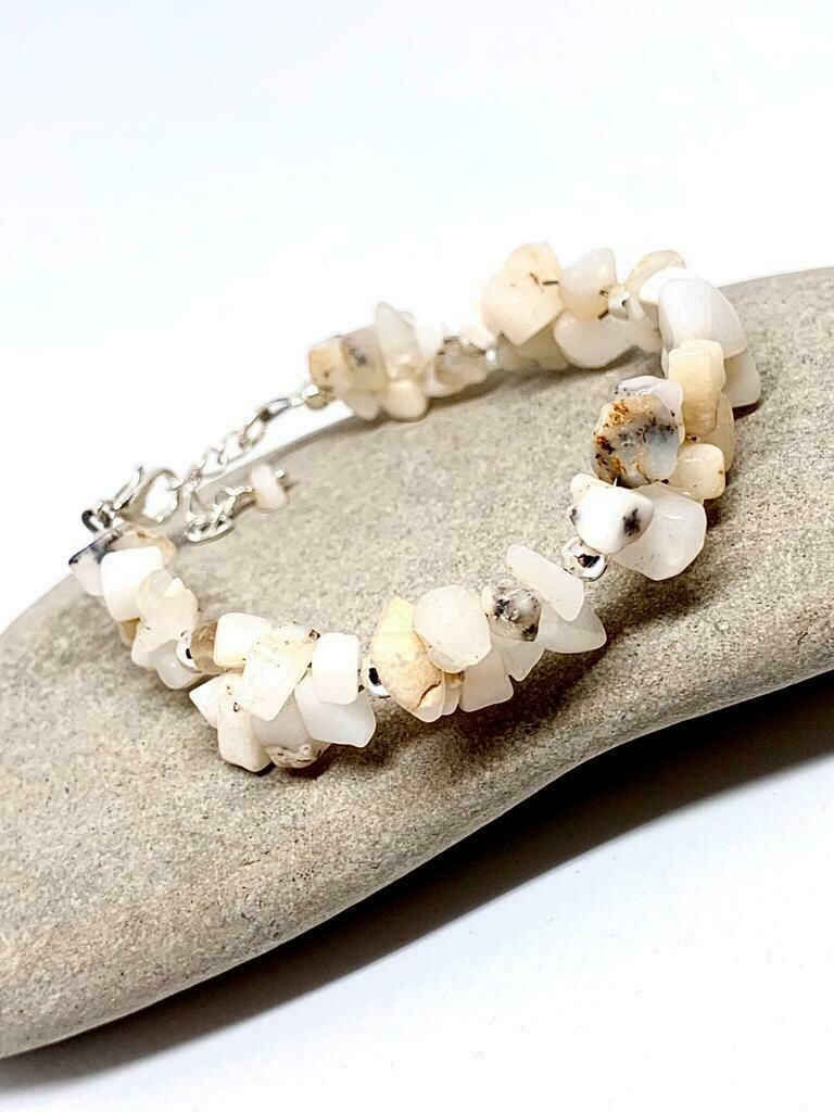 Natural Chip Agate Bracelet 7 inches