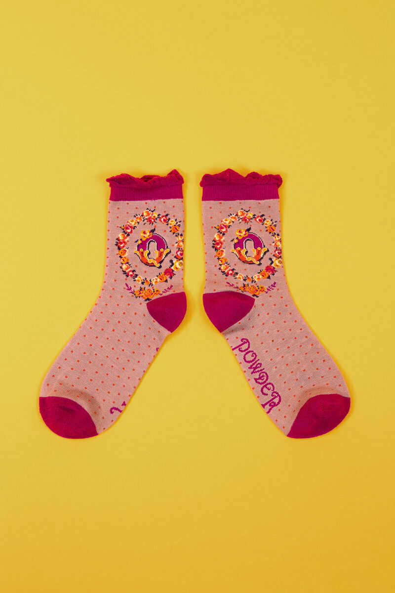 A-Z Ankle Socks - Q A-Z Ankle Socks - Q