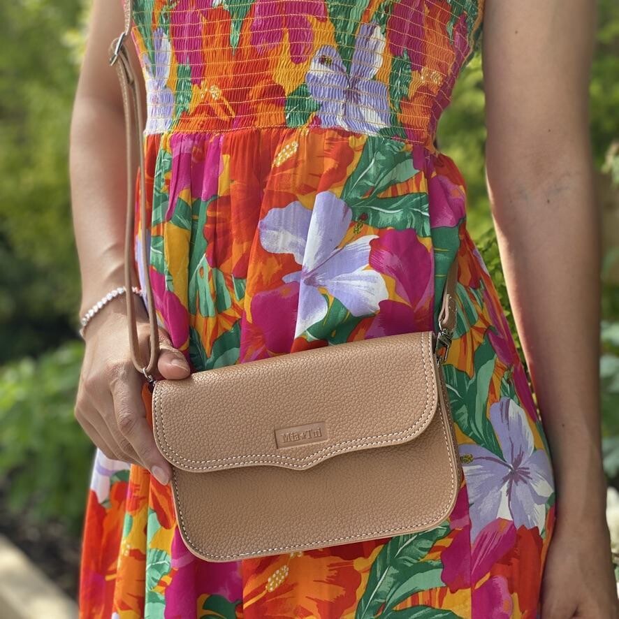 Georgia Belt & Across Body Bag Georgia Belt & Across Body Bag, Colour: Grained Camel