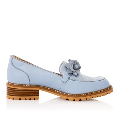 Loafer Gigi in powder blue