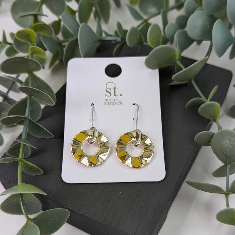 SOFT HAMMERED OPEN CIRCLE FIXED DROP EARRINGS
