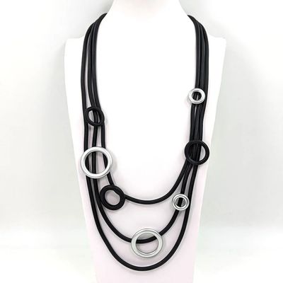 MULTISTRAND LIGHTWEIGHT NEOPRENE NECKLACE WITH RESIN CIRCLE