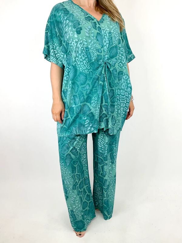 MADE IN ITALY LAGENLOOK TAYLOR ANIMAL PRINT TOP