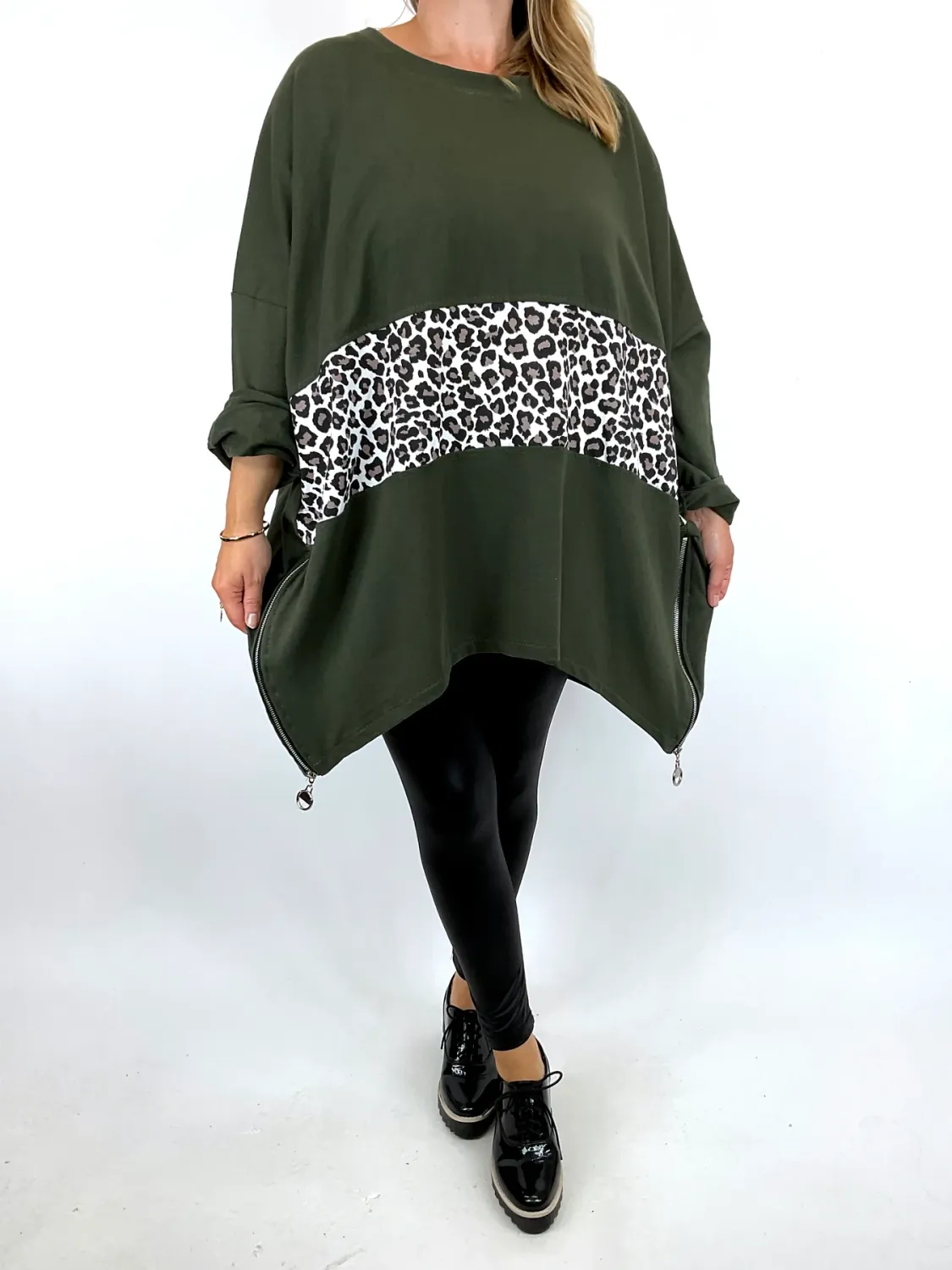 Lagenlook Sloan Animal Sweatshirt in Khaki