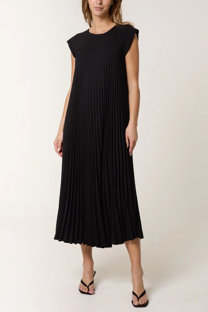 Cap Sleeve Pleated Maxi Dress Cap Sleeve Pleated Maxi Dress