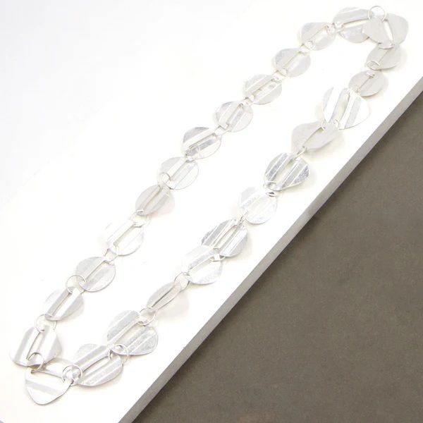 Groove Interlinked Statement Necklace